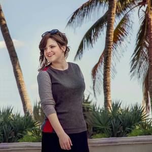 Meet your Posher, Raizy