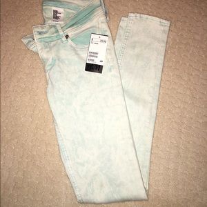 H&M Super Skinny Jeans
