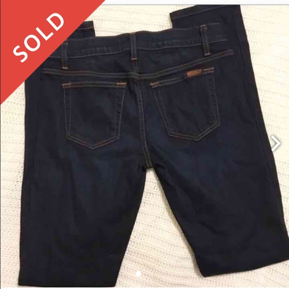 Joe Jeans straight leg size 28 dark wash