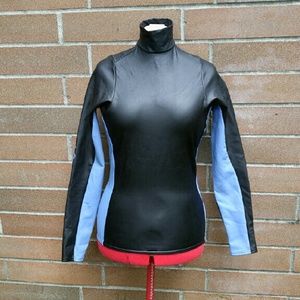 Patagonia Lotus Designs Sm wet/dry surf top nwot