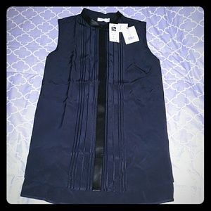 Sleeveless blouse by Vince