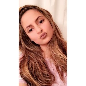 Meet your Posher, Anais