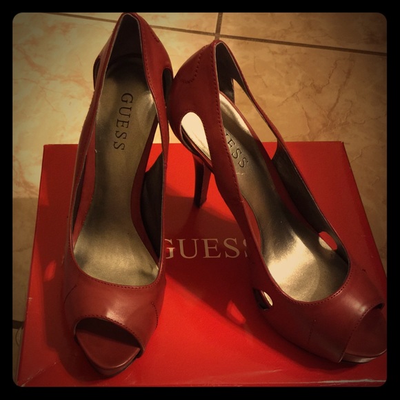 Red Guess high heels