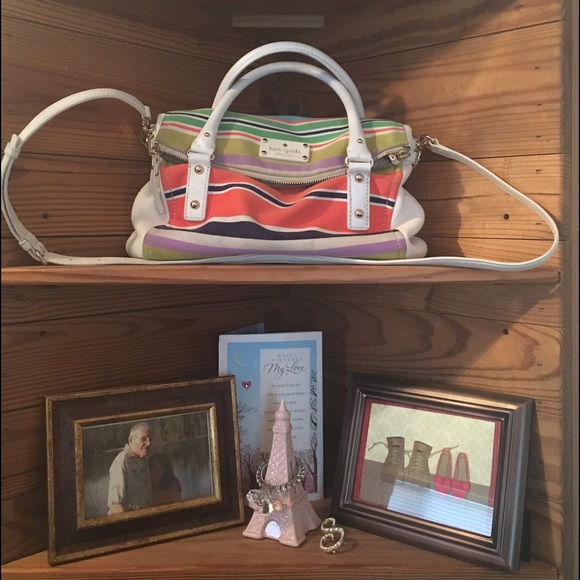 Kate Spade small stripped Leslie