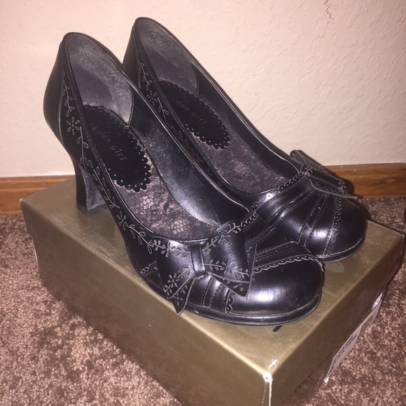 Madden Girl Black Heels