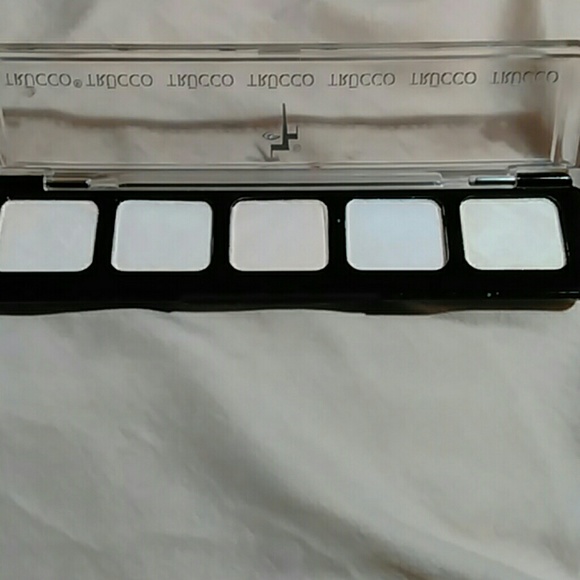 RARE Trucco eye shadow