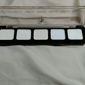 RARE Trucco eye shadow