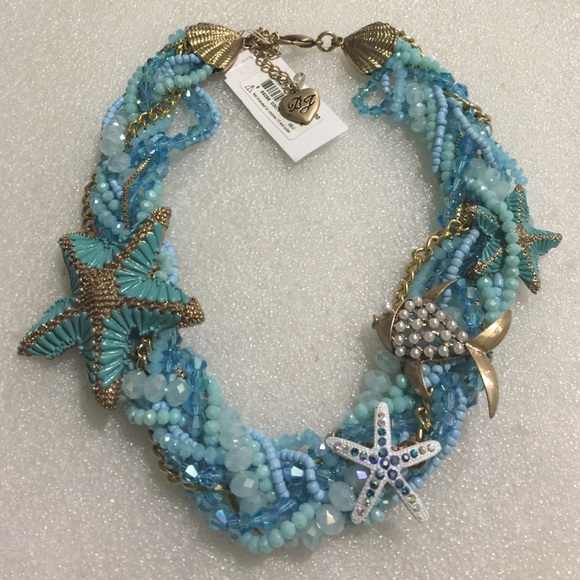 Betsey Johnson necklace - Picture 2 of 4