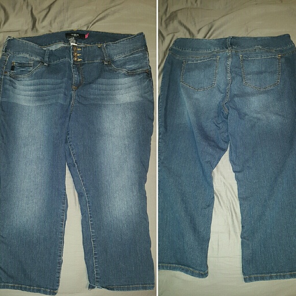 Shorts and Capri bundle