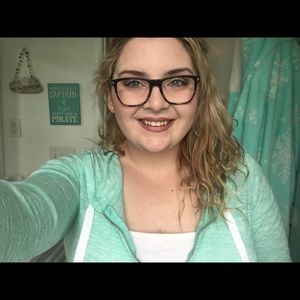 Meet your Posher, Erin