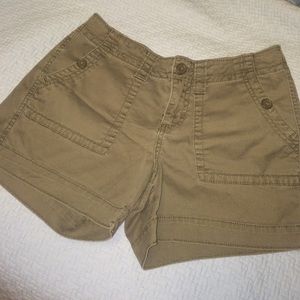 Cargo shorts with stretch