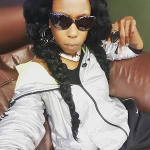 Meet your Posher, Vanessa