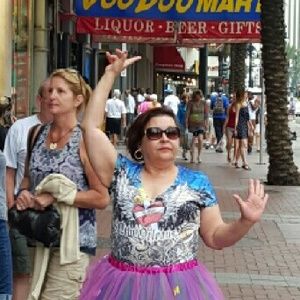 Meet your Posher, Jean