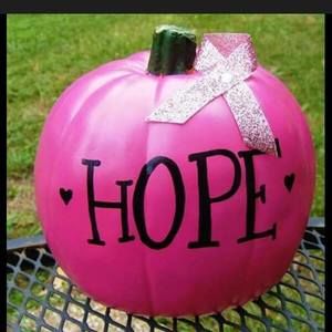 Meet your Posher, Leticia