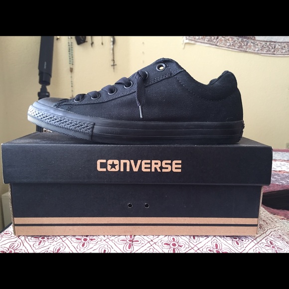 Womens All Black Converse
