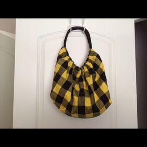 Black and Yellow purse-new.