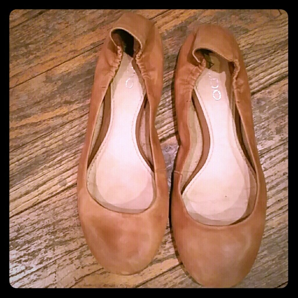 Aldo nude flats