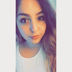 Meet your Posher, Cynthia