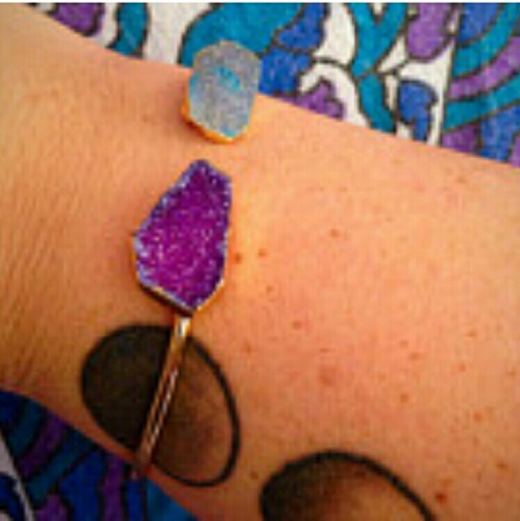 Druzy twist bracelet - Picture 1 of 3