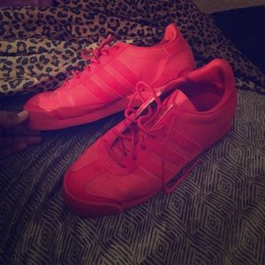 all red adidas ‼️