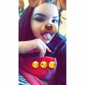 Meet your Posher, Cynthia