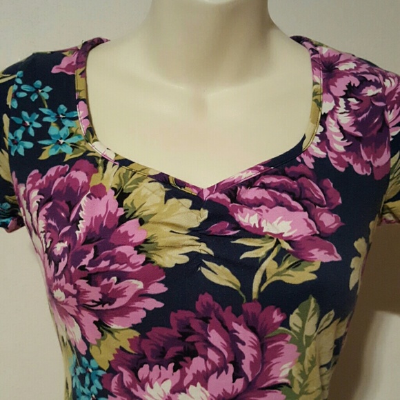 Bodycon Flora Dress - Picture 2 of 4