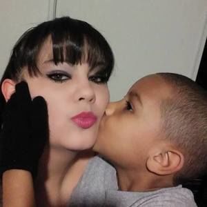 Meet your Posher, Angela