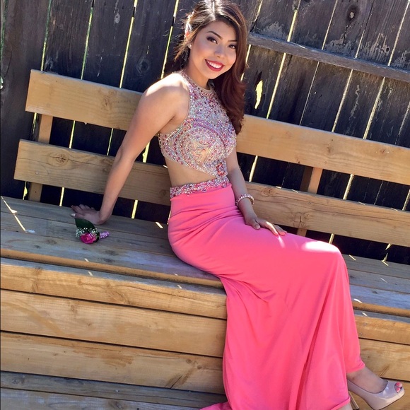 Prom dress!! 💗
