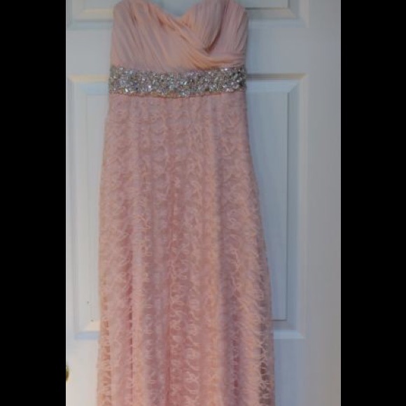 Juniors Peach Prom Dress - Picture 1 of 4