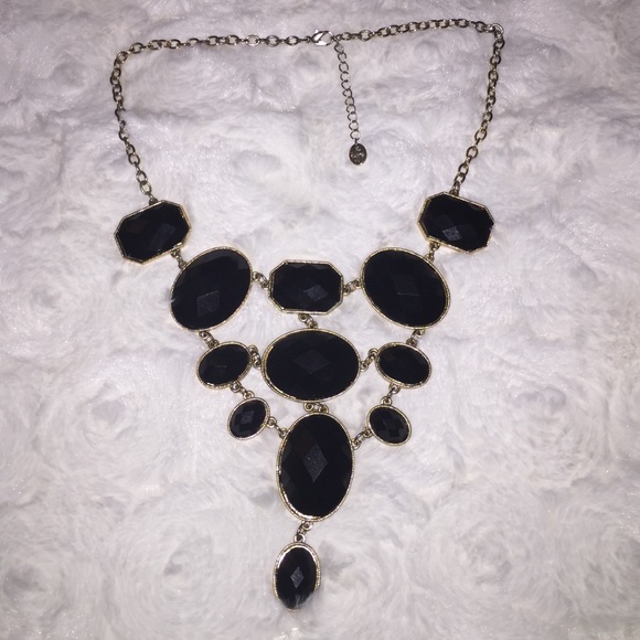 3 statement necklaces - Picture 3 of 4