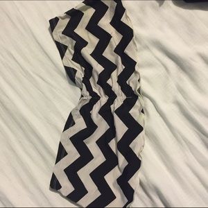 Black/white stripper skirt