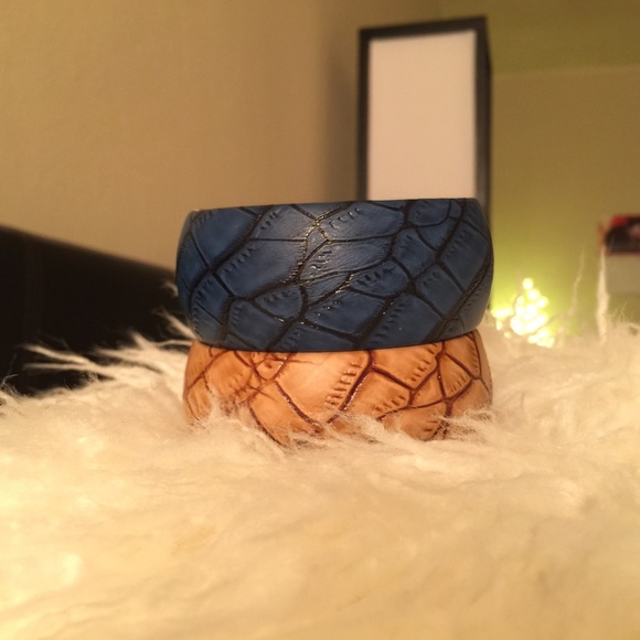 Nude and Dark Blue 2 Faux Leather Cuff Bracelets - Picture 1 of 4