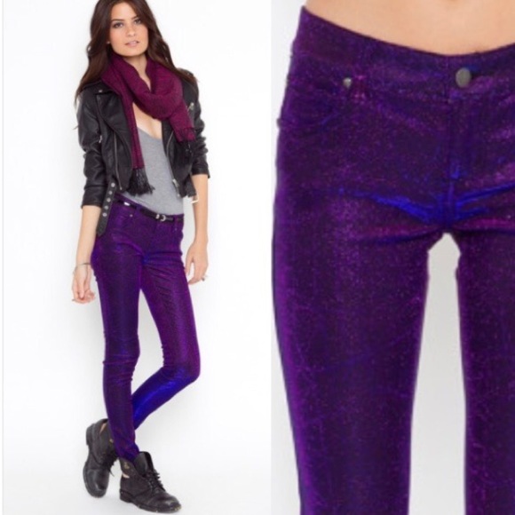 ❌SOLD OUT❌Tripp ShineOn Color Change Jeans - Picture 4 of 4