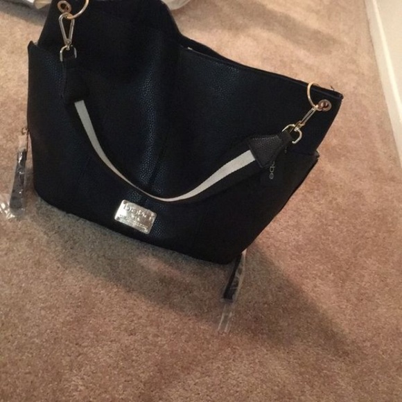 BEBE leather black and white purse brand new - Picture 3 of 4