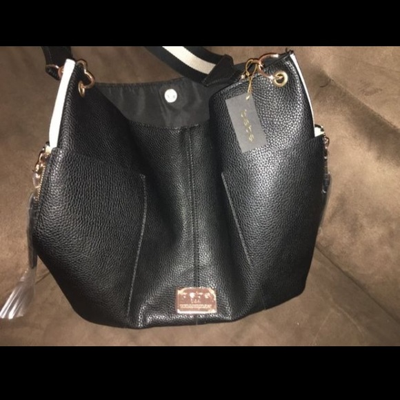 BEBE leather black and white purse brand new - Picture 4 of 4