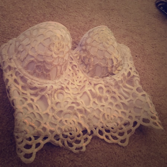 Cute crop - Picture 1 of 4