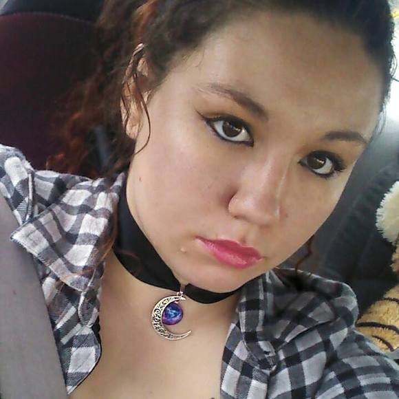 Meet your Posher, Ashley - Picture 1 of 1