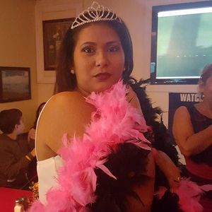 Meet your Posher, Kay