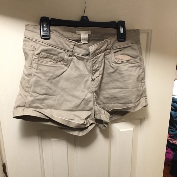Khaki shorts