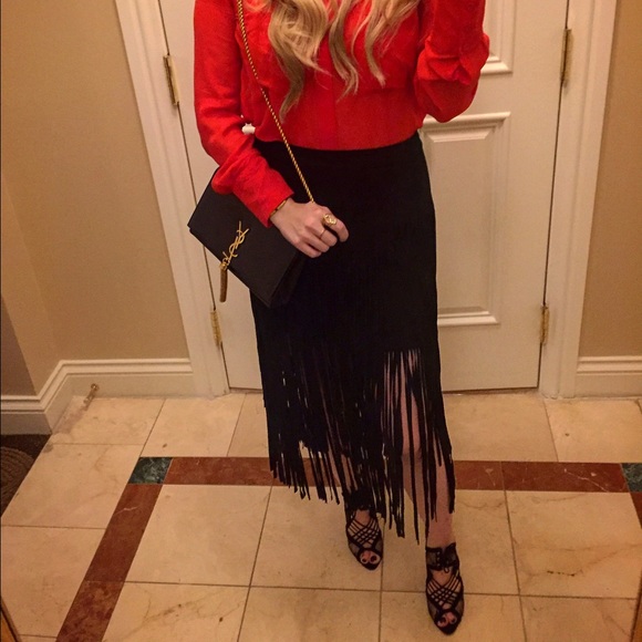 MEET YOUR POSHER! - Picture 7 of 8