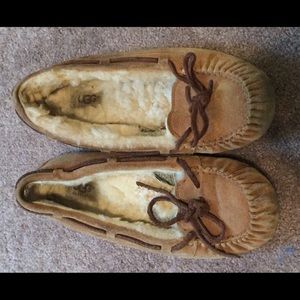 Authentic UGG Dakota Moccasins Size 8