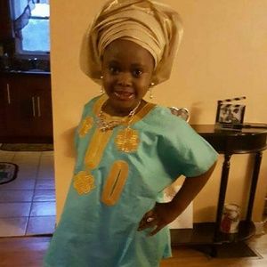 Meet your Posher, Latifat