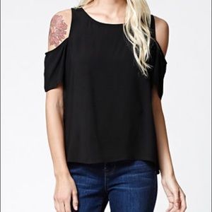 PACSUN "COLD SHOULDER" TOP