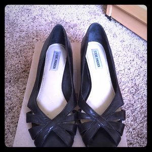 Steve Madden peep toe pumps size 8