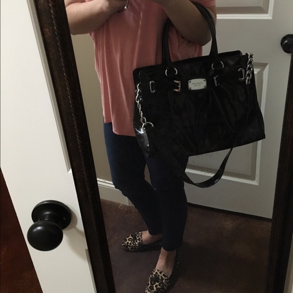 Michael Kors Handbag/ Purse