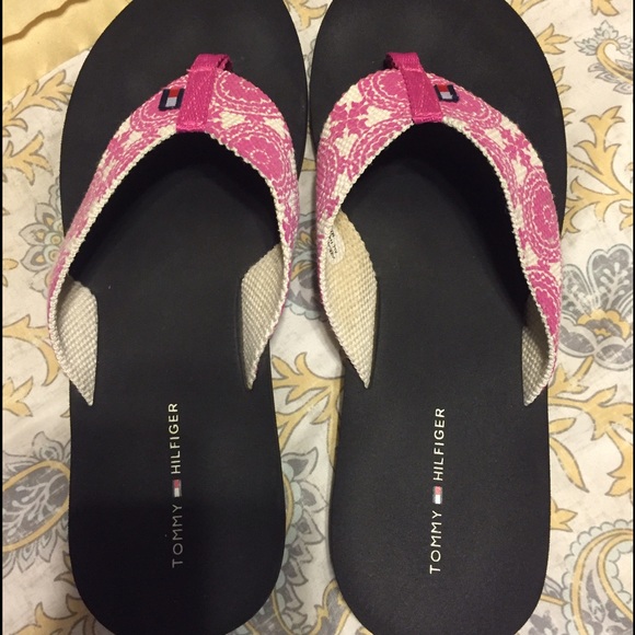 Tommy Hilfiger flip flops