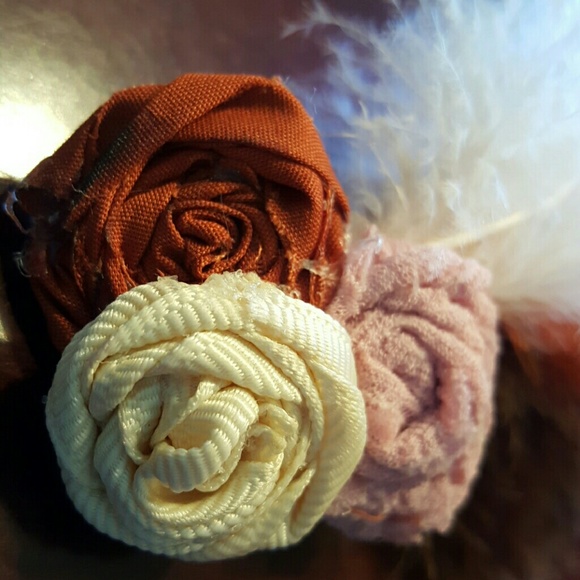 Bows - Picture 3 of 3
