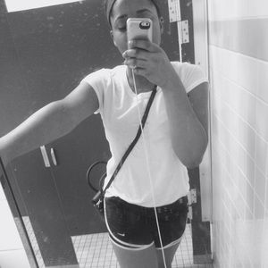 Meet your Posher, Asya