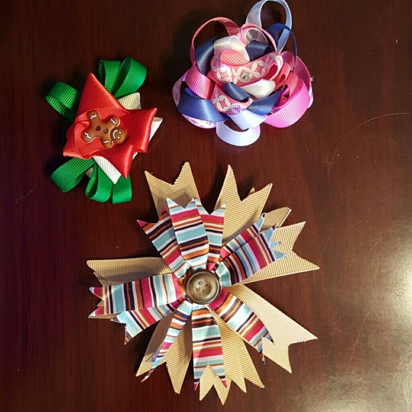 Alligator clip bows.