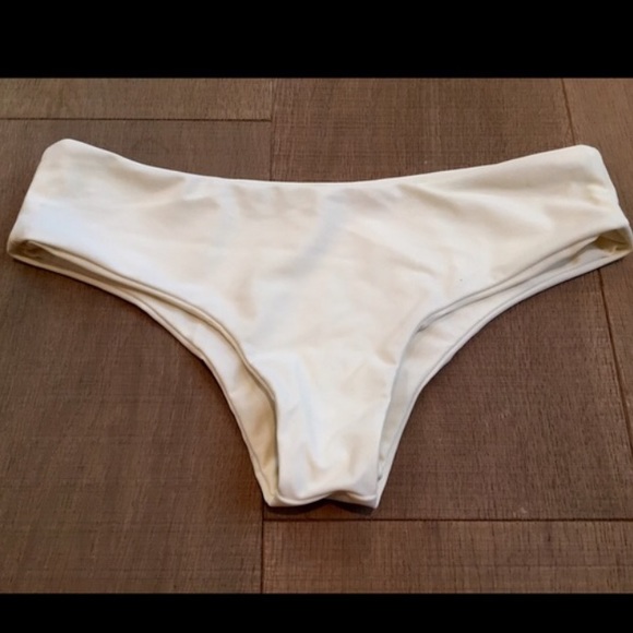 MIKOH Bondi Bottoms NWOT